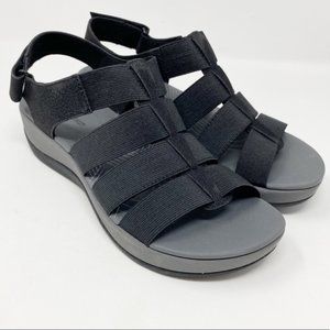 NIB Clarks Arla Shaylie Black Strappy Sandals